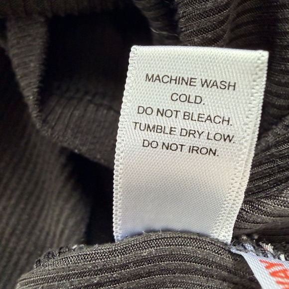 Nicole Miller Women's Pajama Top Black White Piping Ribbed Button Front Small - Picture 8 of 8